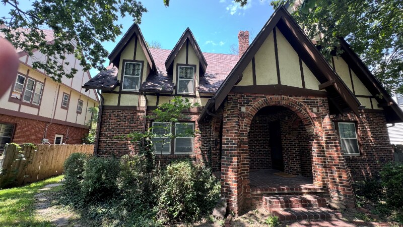Foto principal - 707 Litchfield N