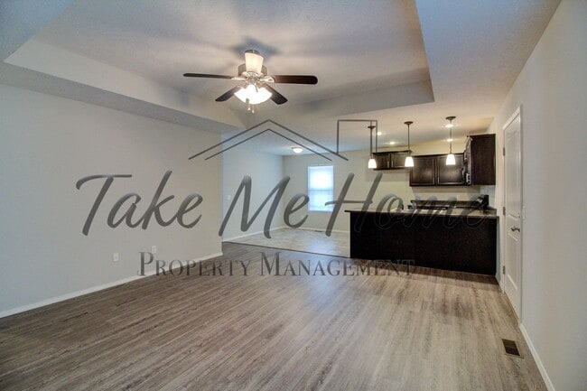 Building Photo - 3 Bedroom in Nixa!