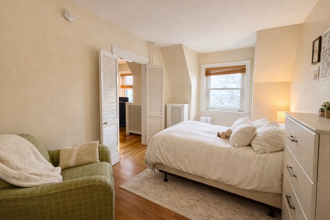 Foto del edificio - 1748 Beacon St