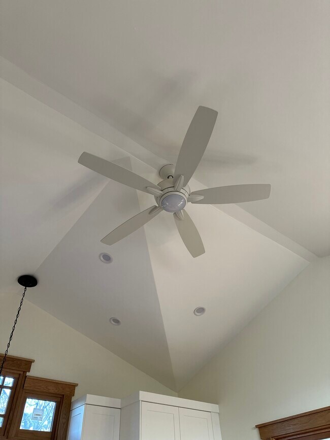 Foto del edificio - 1719 Loma Vista St