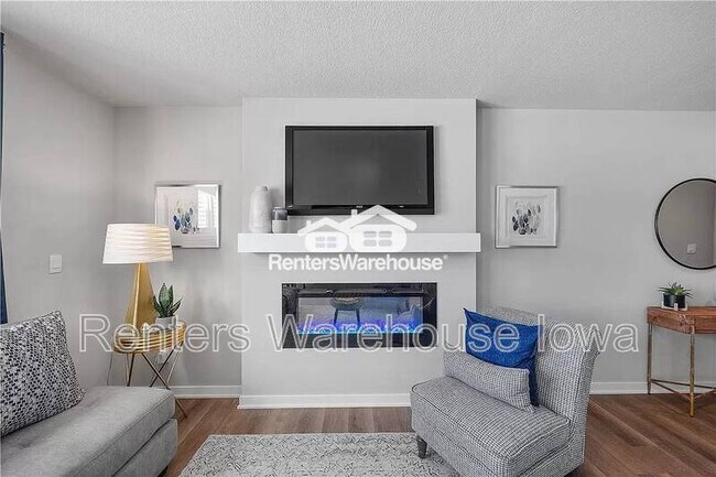 Foto del edificio - 2124 Bugge Dr