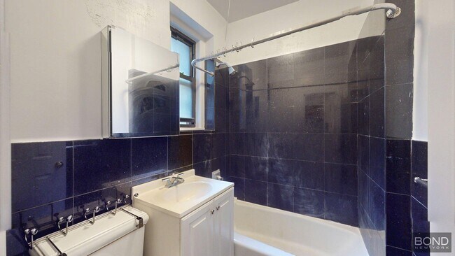 Building Photo - 207-209 West 11th Street