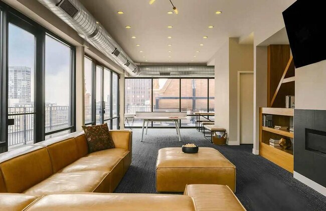 Foto del edificio - 417 S Dearborn St