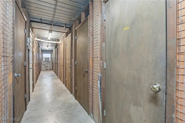 Foto del edificio - 855 Ketch Dr