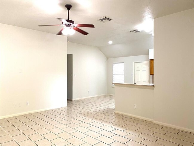 Building Photo - 13715 Aviva Ln