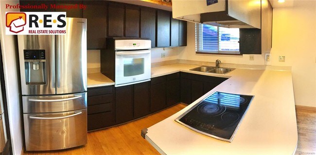 Building Photo - 9242 E Lehigh Ave