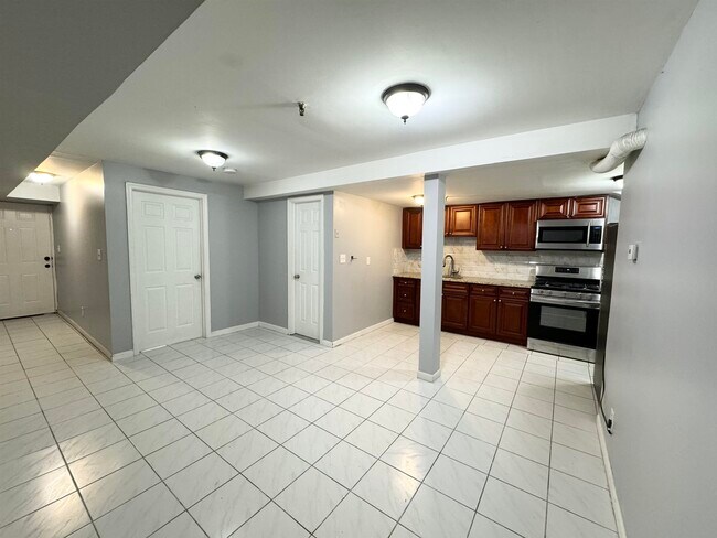 Foto del edificio - 321 64th St