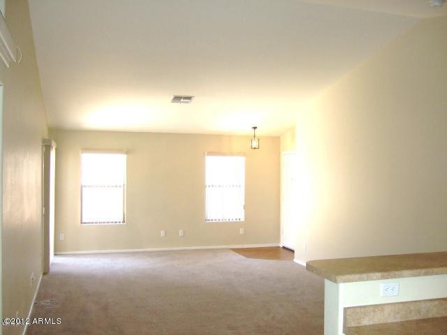 Foto del edificio - 23718 Chambers St