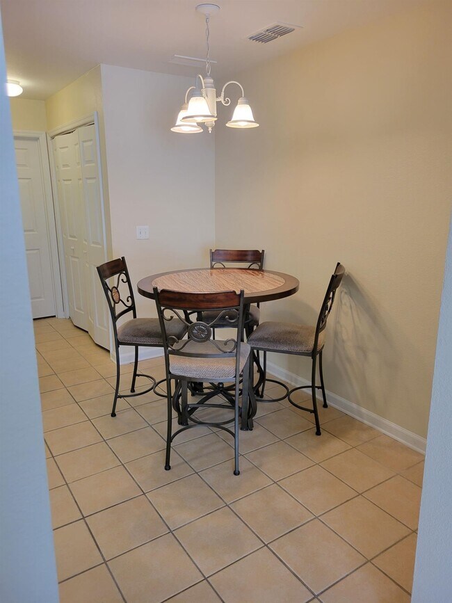 Foto del edificio - 4434 Gearhart Rd