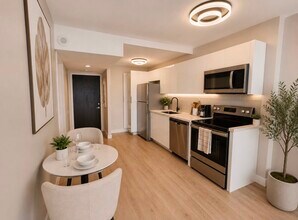 Interior Photo - Aliro