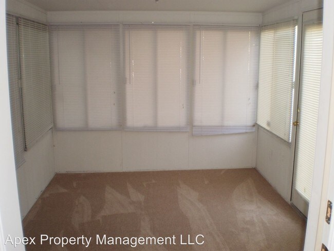 Foto del edificio - 3 br, 1 bath House - 1700 Iroquois Drive