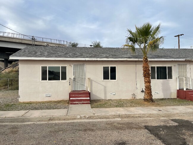 Building Photo - 100 N M St