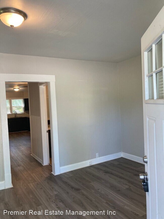 Building Photo - 4 br, 2 bath House - 5209 Parallel Pkwy
