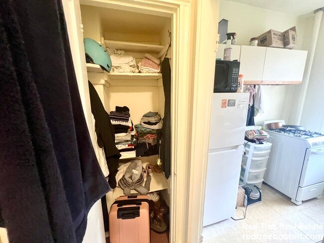 Foto del edificio - 111 Park Dr