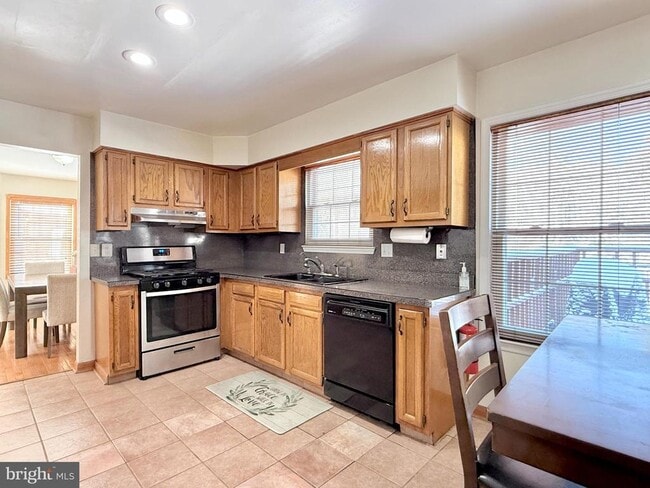 Foto del edificio - 354 Briar Dr