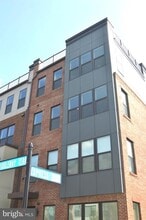 Building Photo - 43795 Middleway Ter