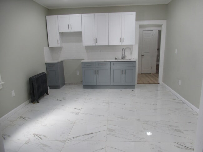 Building Photo - 56 Durand Pl