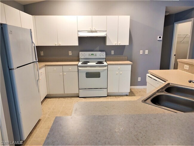 Foto del edificio - 2906 E 23rd St