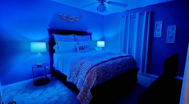 Building Photo - 1919 Saddle Brook Dr