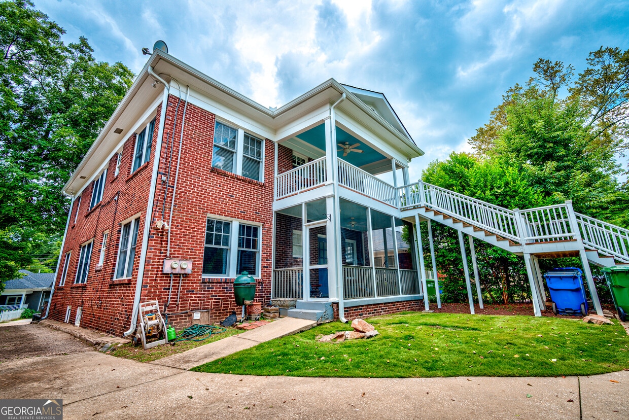 Primary Photo - 977 N Highland Ave NE
