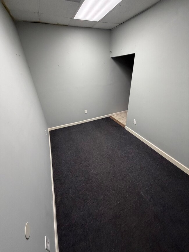 Building Photo - 10 Cochituate St