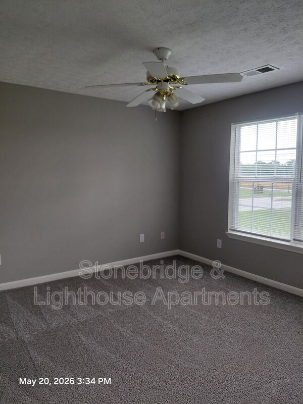 Building Photo - 1215 Lighthouse Cove