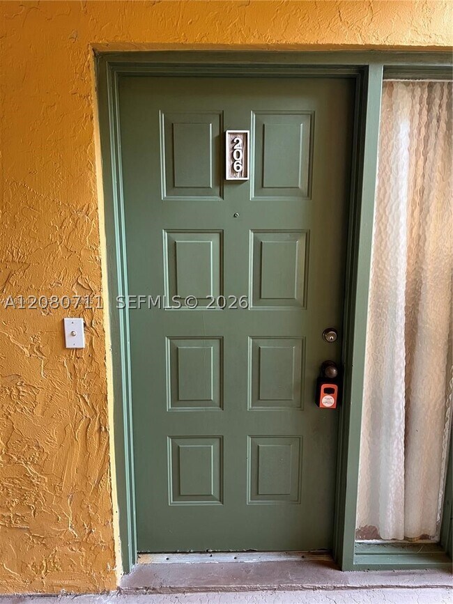 Foto del edificio - 3858 Coral Tree Cir