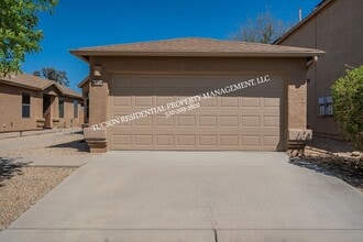 Building Photo - 6339 E Garden Stone Dr