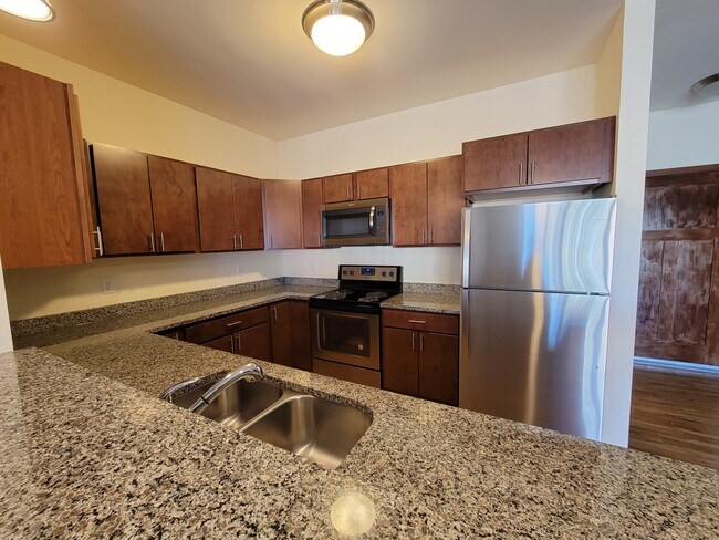 Kitchen - 128 Wisconsin St