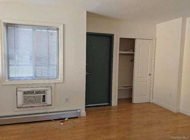 Foto del edificio - 150-01 Northern Blvd