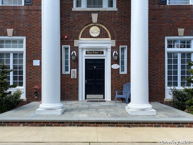 Foto del edificio - 46 Islip Ave