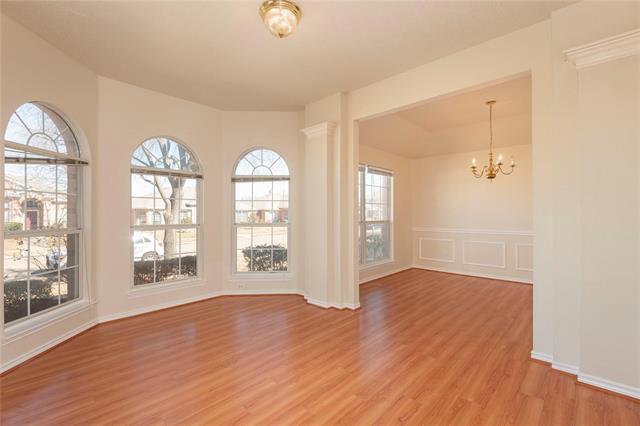 Foto del edificio - 1524 Balboa Ln