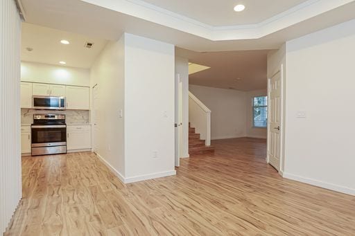 Building Photo - Newly Remodeled 3 bed 2.5 bath Townhome for Rent in Willow Grove Community