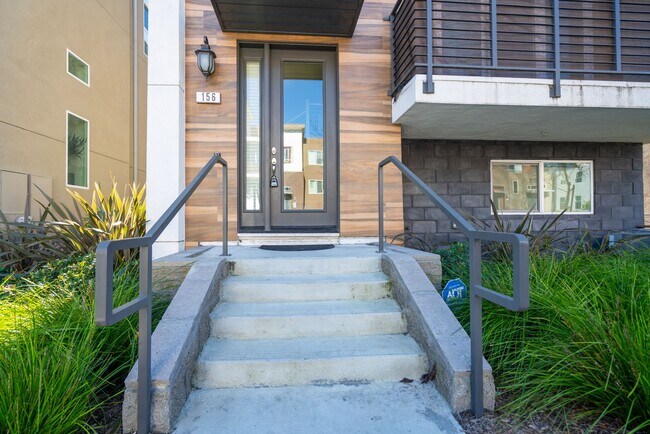 Building Photo - Communications Hill Home | Remodeled | Great Location