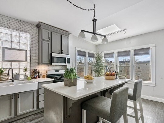 Foto principal - 5155 W Cullom Ave