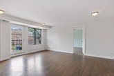 Primary Photo - 2545 W Catalpa Ave