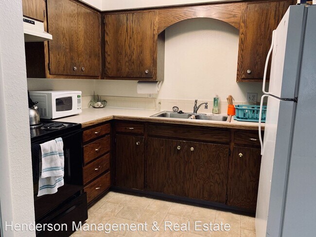 Foto del edificio - 1555-1557 E 5th St