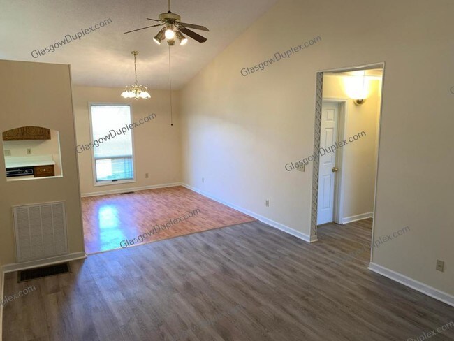 Building Photo - 102 MarMak Dr. Apt B
