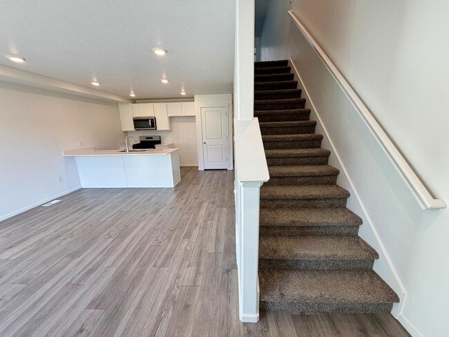 Building Photo - 3698 E 1520 S