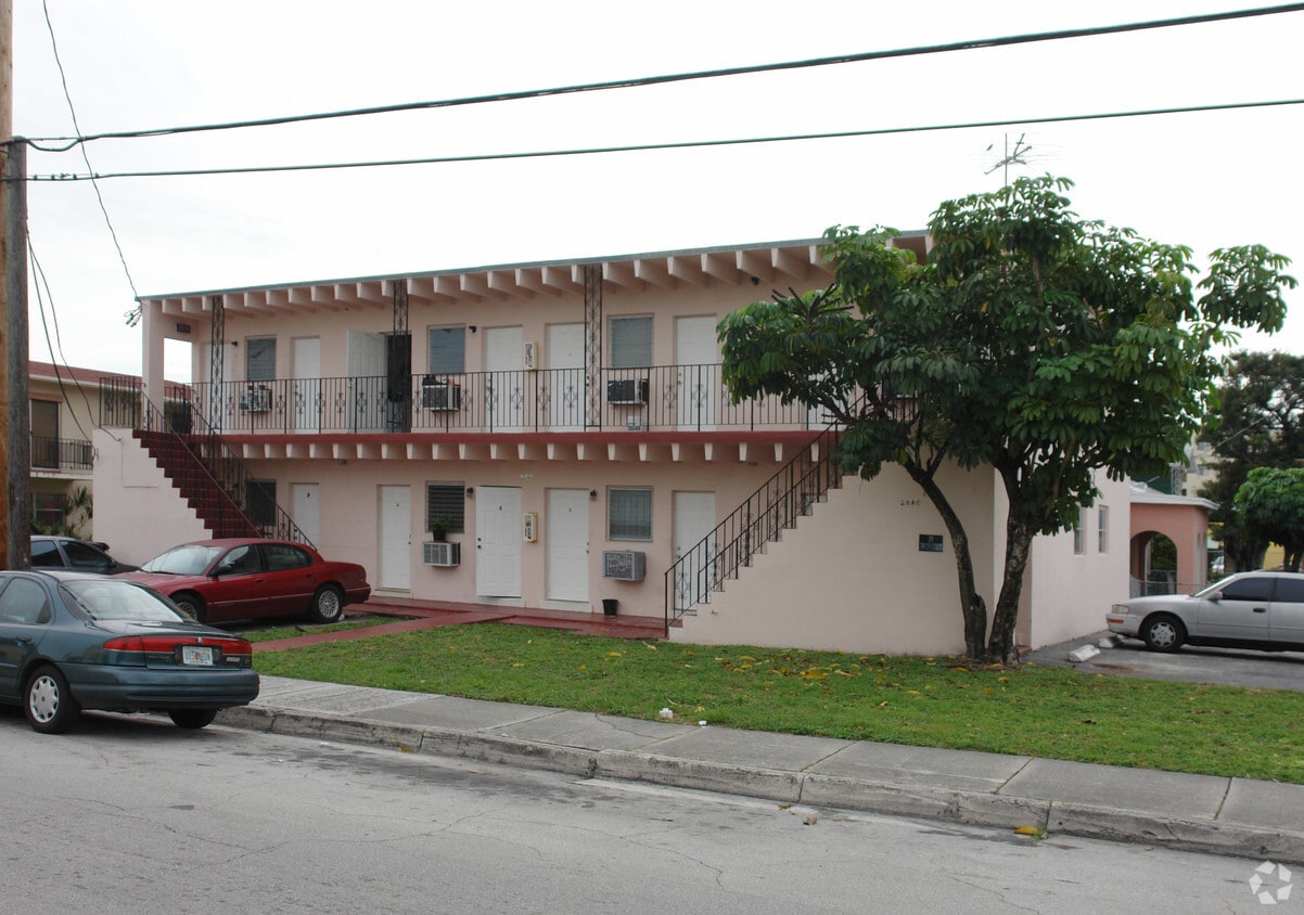 Primary Photo - 2040 NW Flagler Ter