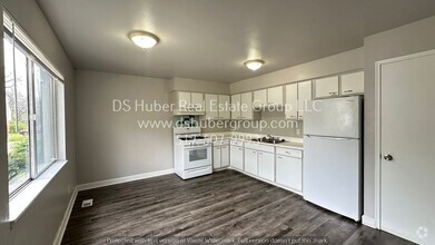 Building Photo - 943 Vincent Ct