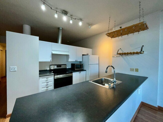 Foto del edificio - Urban 1-Bedroom Apartment in Downtown Seattle