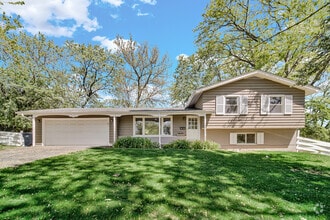 Building Photo - 22W362 Hackberry Dr