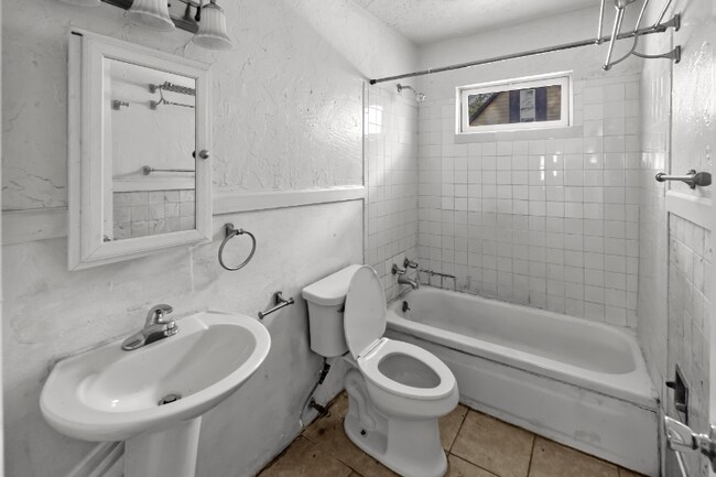 Foto del edificio - 512 E Olive St
