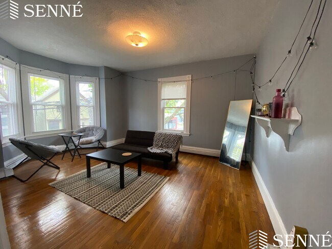 Foto del edificio - 394 Windsor St
