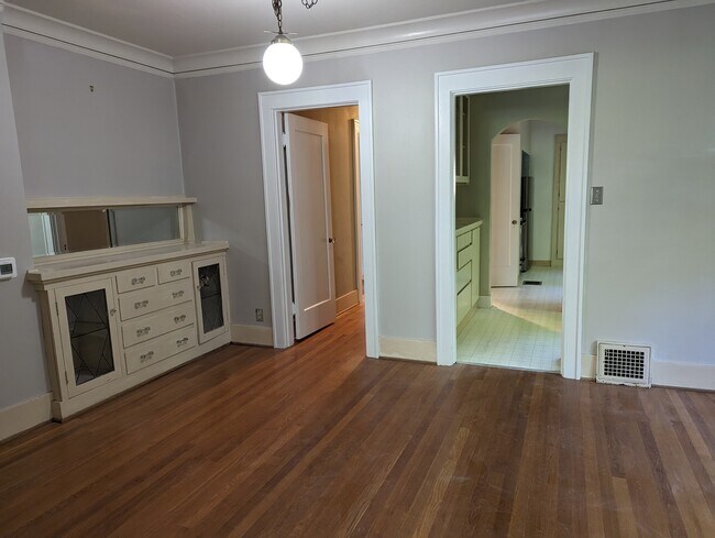 Foto del edificio - 2124 SE Elliott Ave