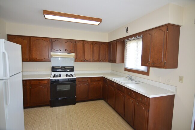 Foto del edificio - 370 S Eastern Ave