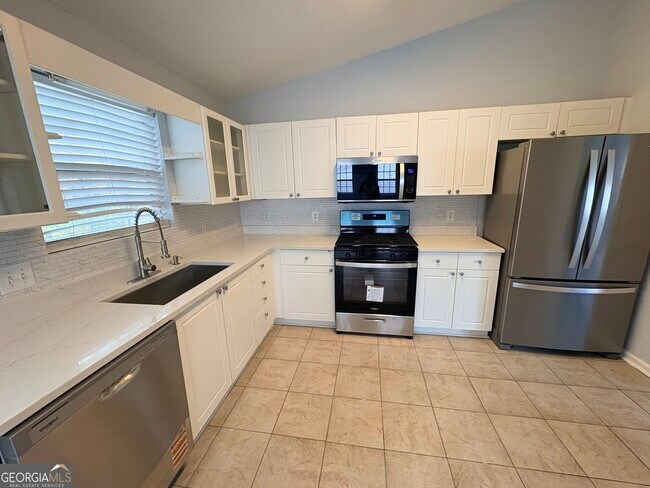 Foto del edificio - 1718 Graywood Dr SE