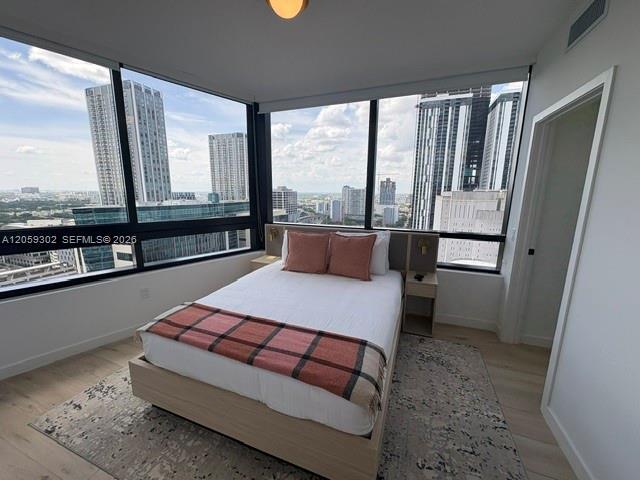 Foto del edificio - 225 N Miami Ave