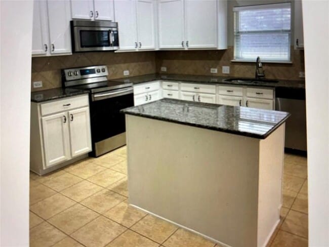 Building Photo - 211 Animas Drive